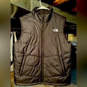 North face mens vest.